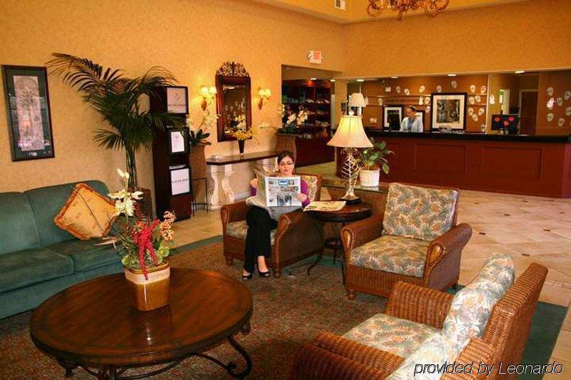 Hotel Hampton &